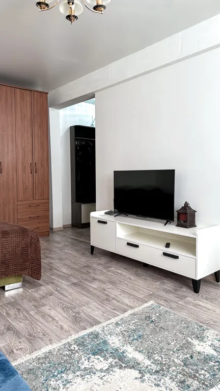 Квартира-студия на въезде и выезде из города