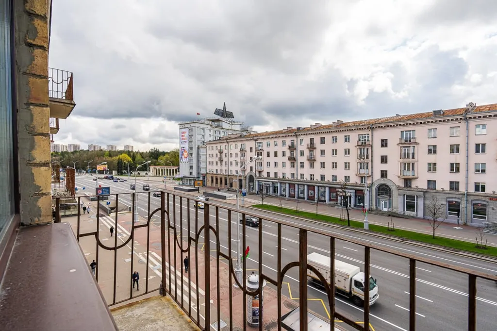 Квартира Продвинутая квартира с балконом у метро класса lux — Минск