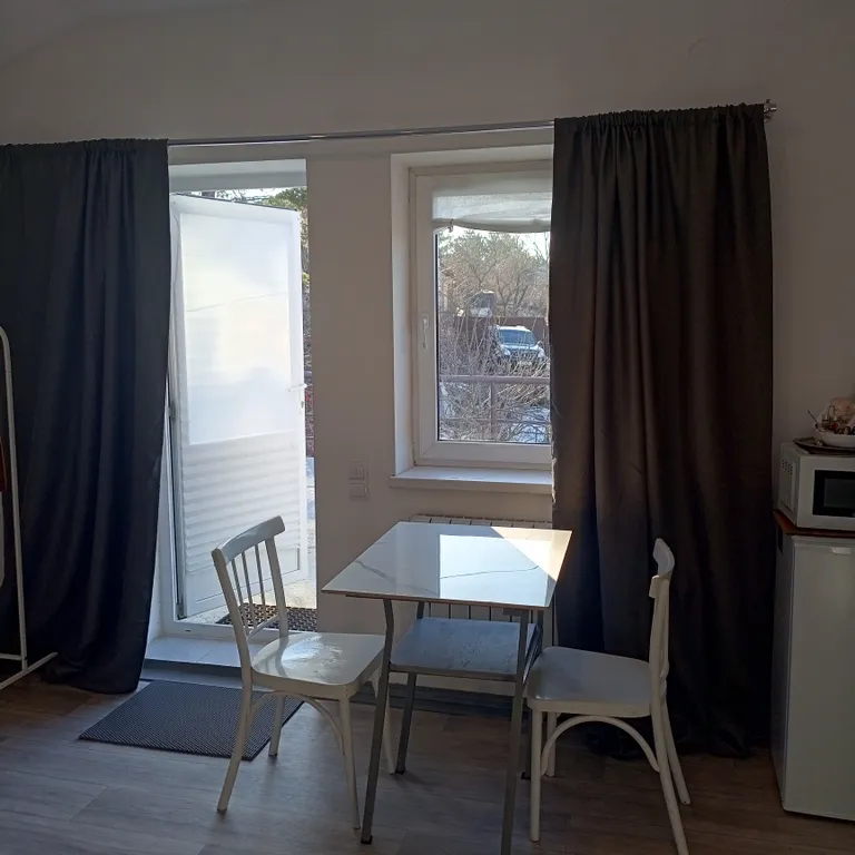 Чистая студия с евро ремонтом и красивым видом на горы