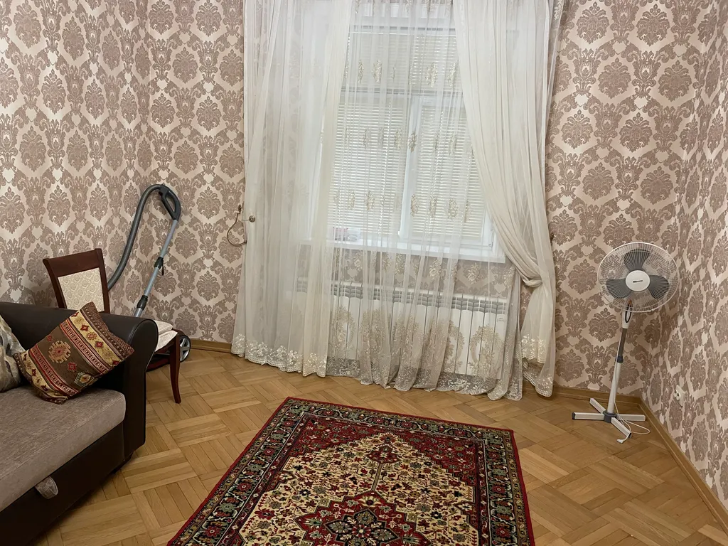 Коттедж с бассейном у Каспия