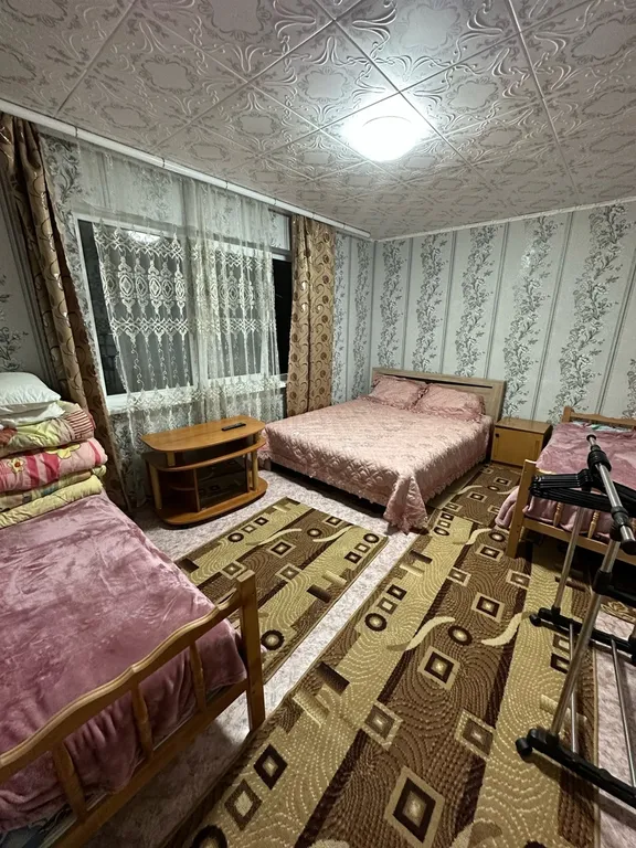 Квартира Четырёхместный номер с видом на горы — аренда посуточно в Теберда