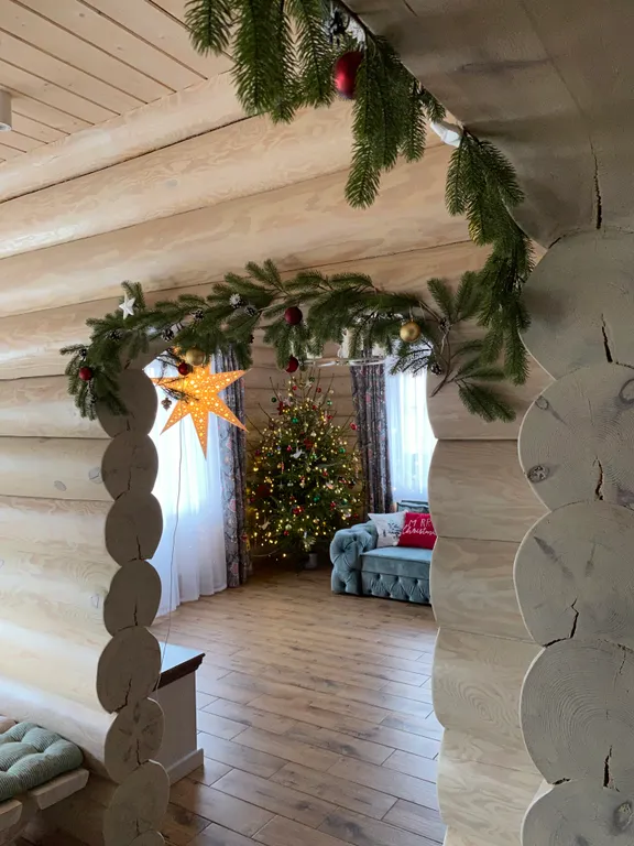 Деревянный комфортабельный дом на берегу озера