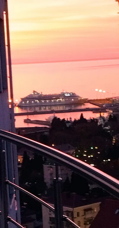 Квартира Квартира с видом на море и горы в самом центре — Сочи