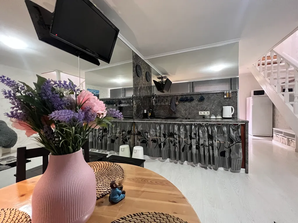 Небольшой уютный дом