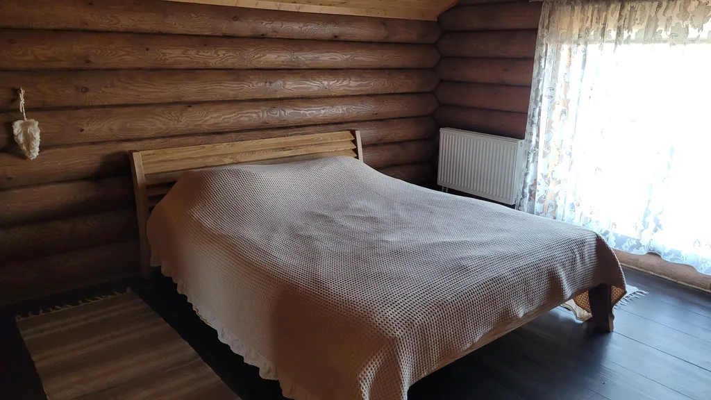 Атмосферное место, дом и баня