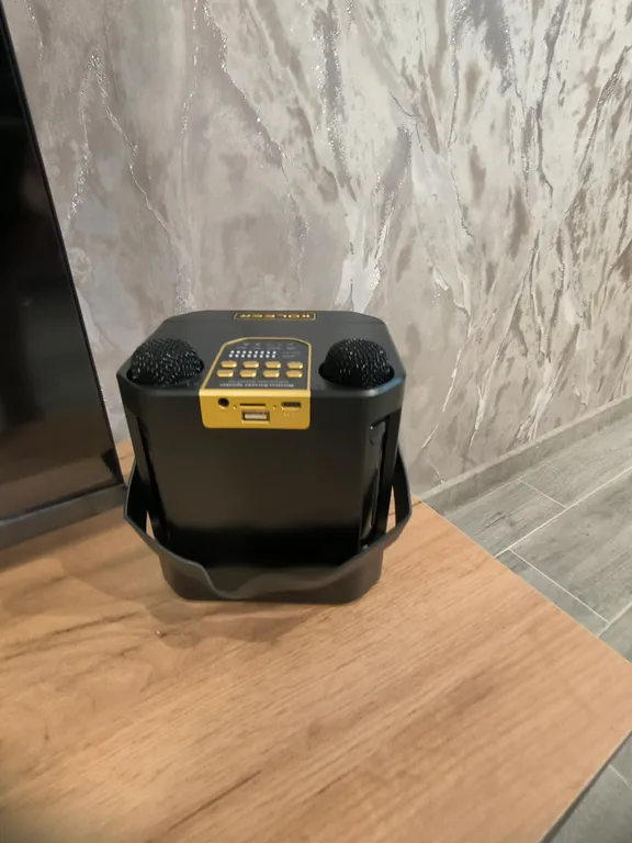 Современный коттедж в пригороде с баней и горячим чаном