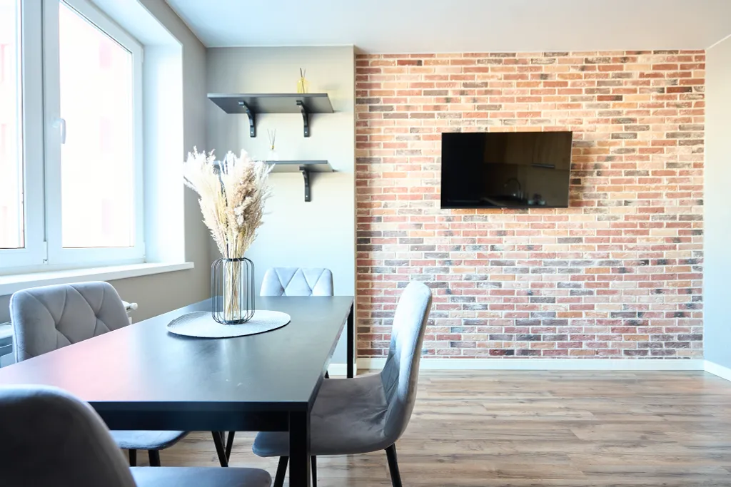 Квартира с дизайнерский ремонтом в новом доме, есть парковка