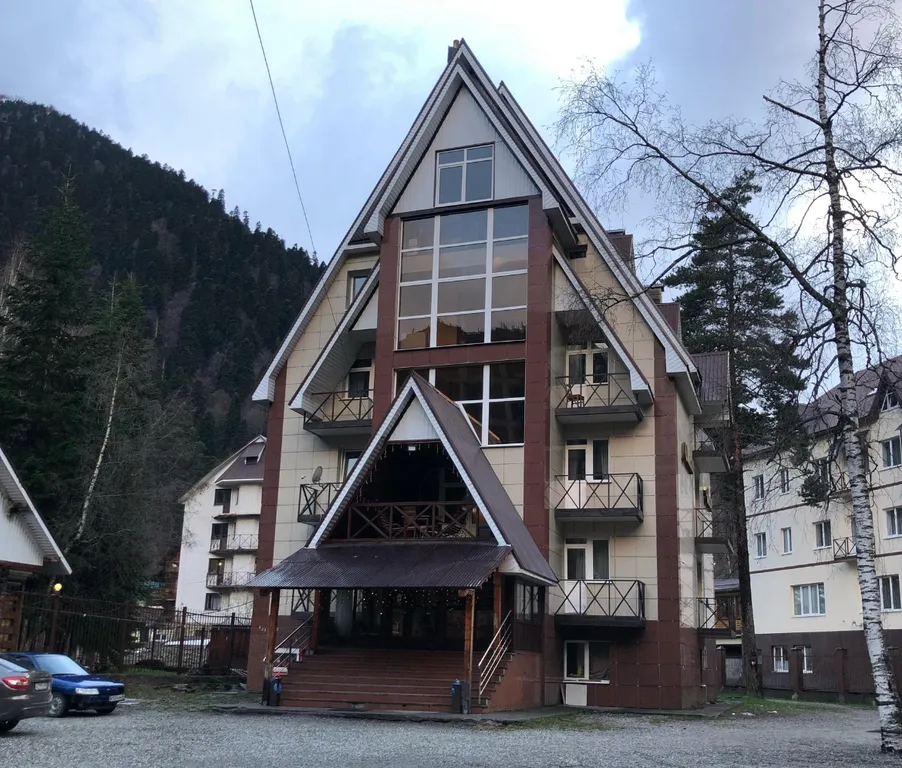 Номер с 2 отдельными кроватями в сердце Домбая