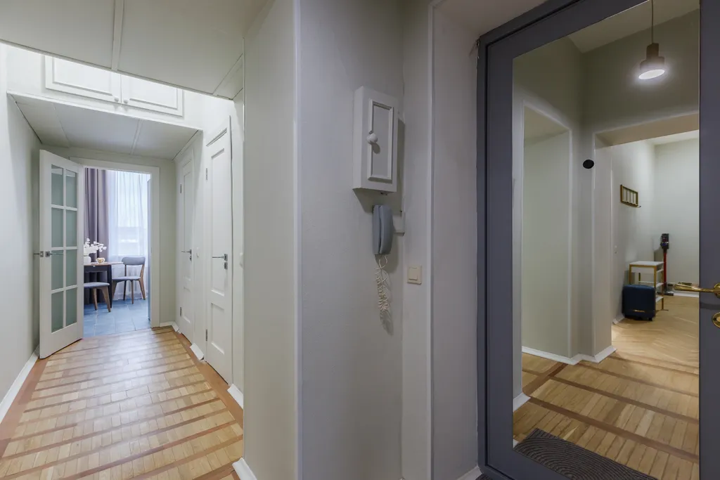 Квартира Сталинская трехкомнатная квартира Синий Кит — Москва