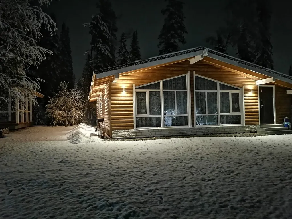 Гостевой двор "Дом в кедрах"