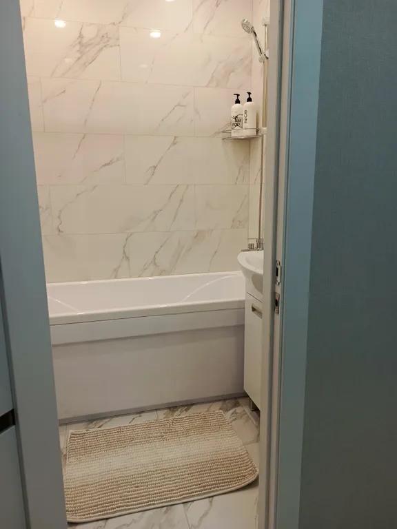 Уютная квартира с видом на набережную в центре города