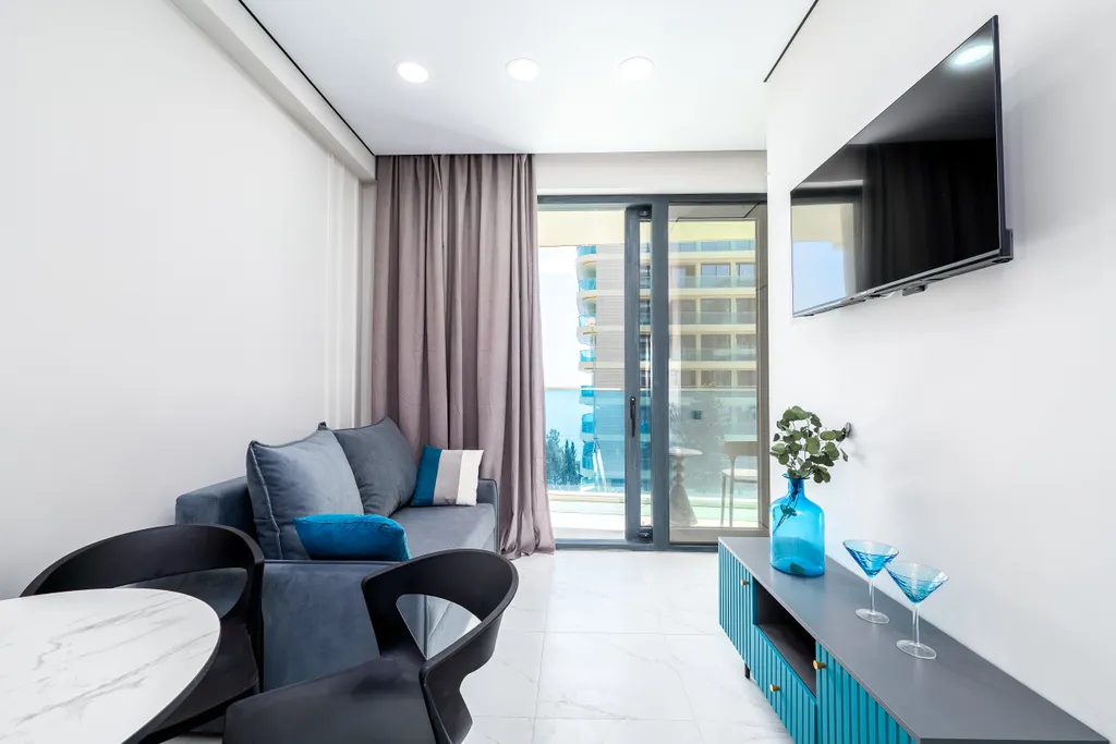 Видовая квартира на первой линии от моря