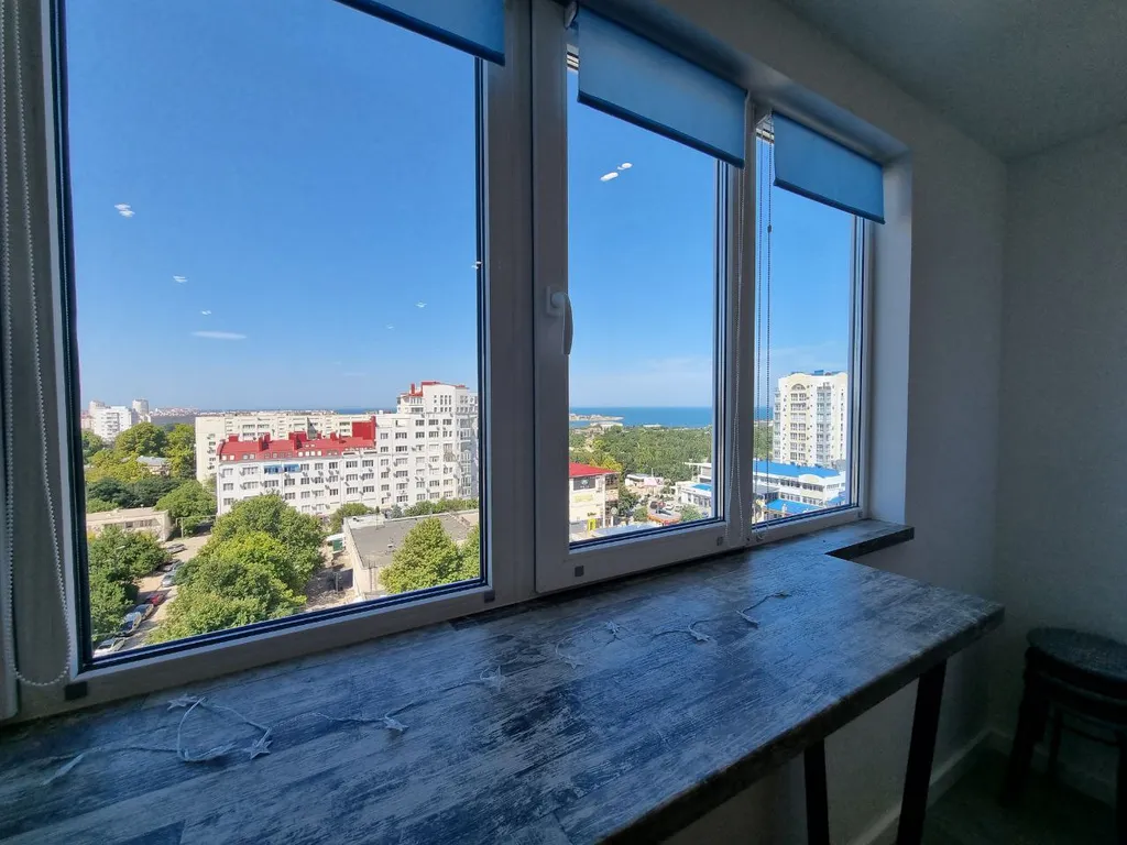 Супер видовая новая двухкомнатная квартира у моря в парке Победы