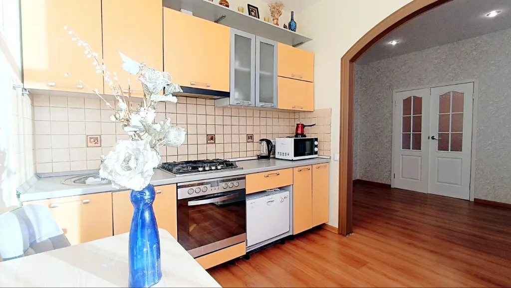 Благоустроенная 2-комнатная квартира