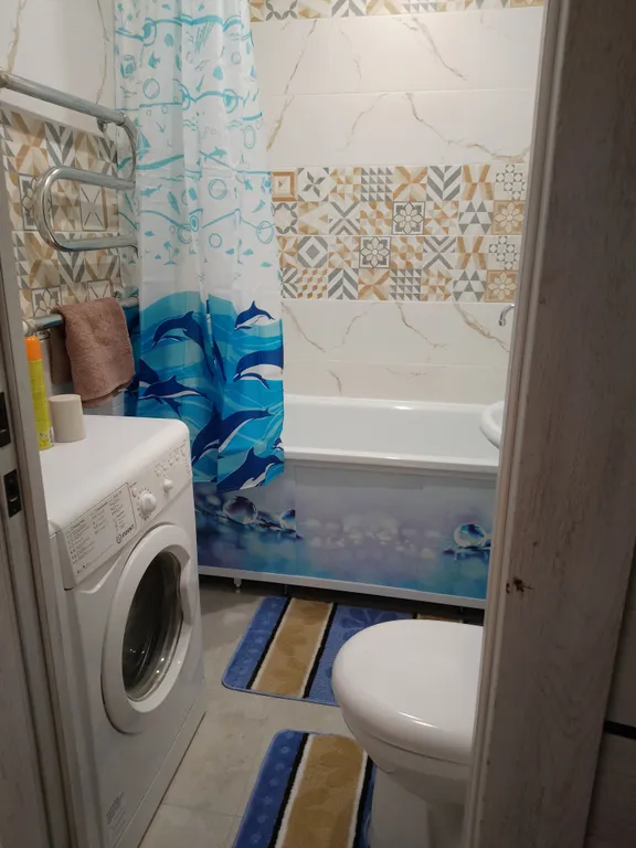 Уютная двухкомнатная квартира в центре города. Балкон застеклён