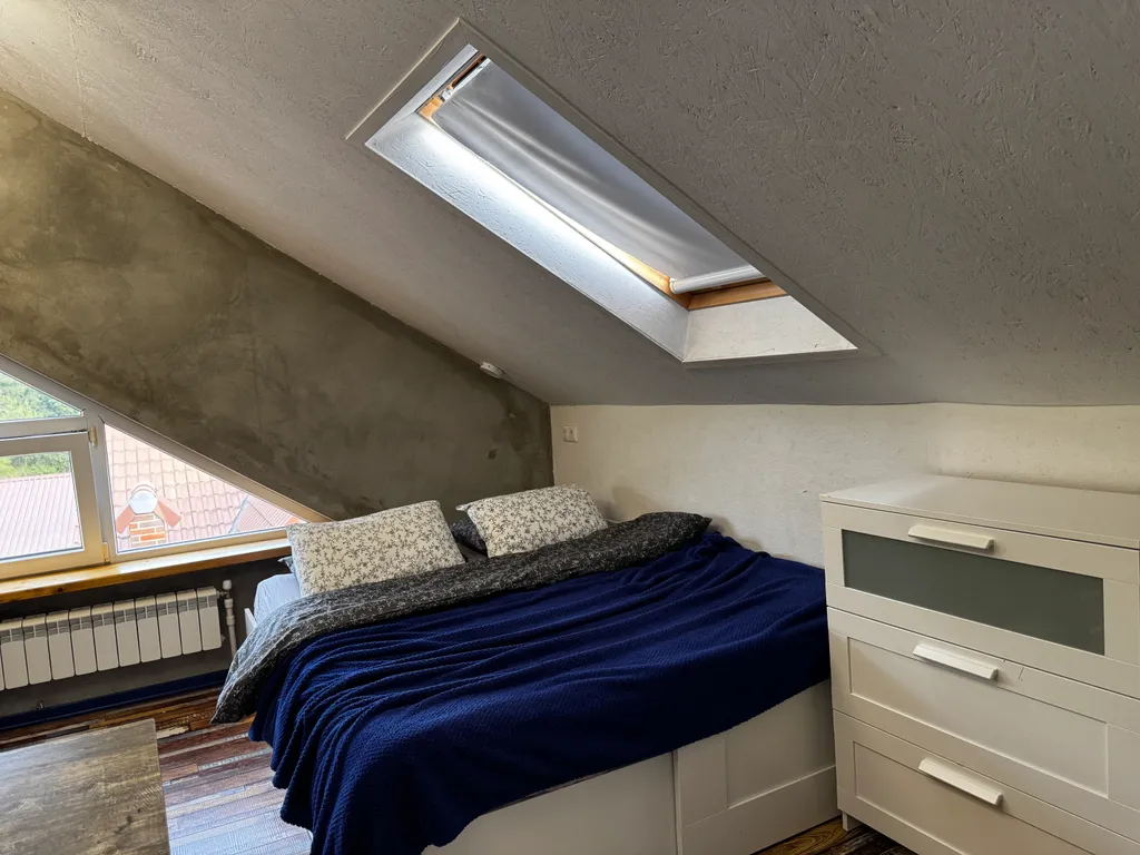 Квартира Квартира Апартамент с балконом на мансардном этаже с видом на море — Геленджик