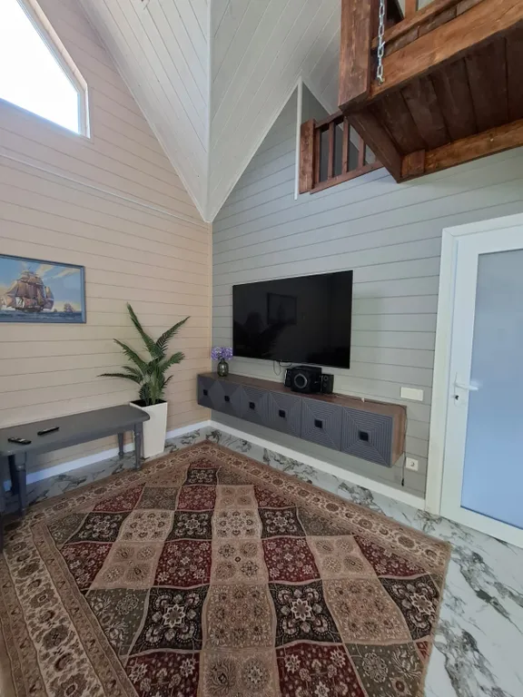 Семейный дом на берегу моря