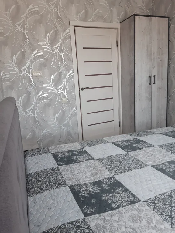 Квартира Квартира Раздельная трёхкомнатная в шаговой доступности море и центр города — Анапа