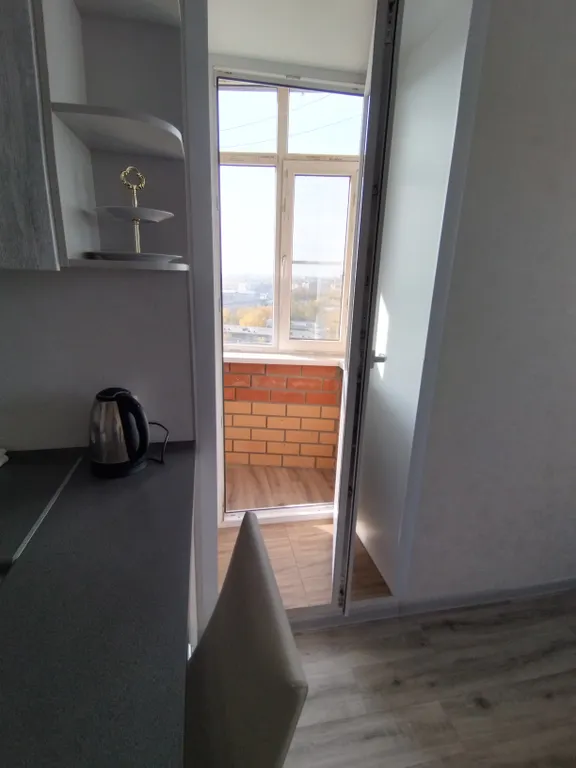 Уютная студия на Ленина 195а, с красивым видом из окна