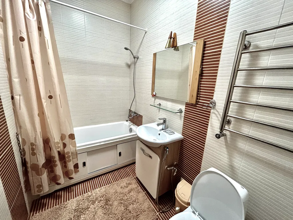 4-комнатная Квартира