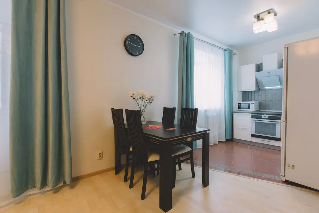 Квартира на пер. Базарный, 12 рядом пл. Ново-Соборная