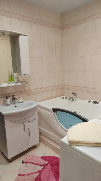 Уютная квартира с джакузи в центре города