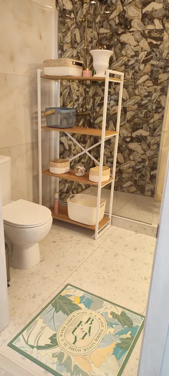 4-комнатная Квартира