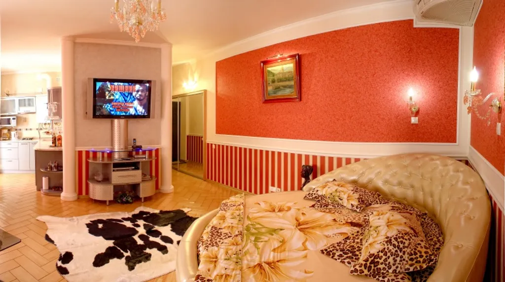 Квартира Видовая крупногабаритная квартира в историческом центре, с парковкой — Севастополь