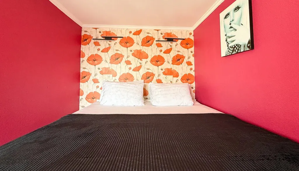 Стильная двухуровневая студия