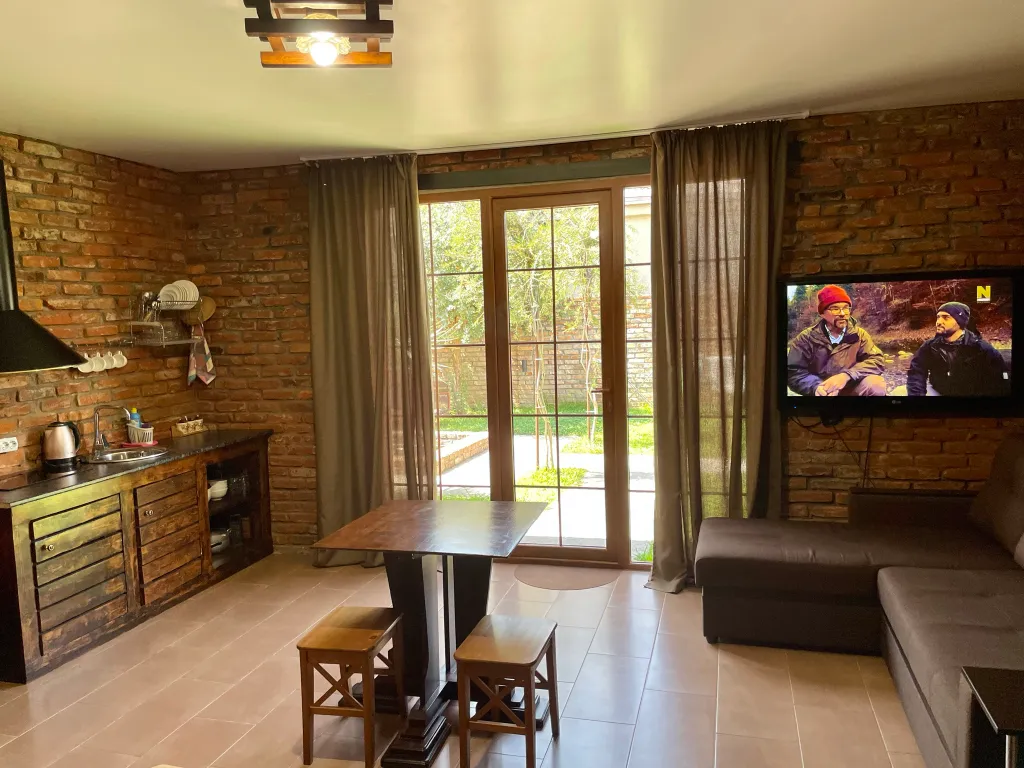 Коттедж 1-комнатный Дом — Сухум