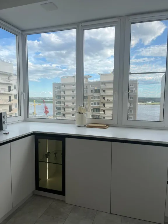 С видом на Китай и дизайнерским ремонтом