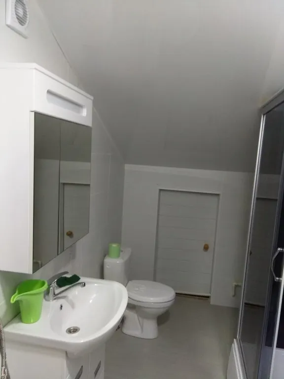 Студия с видом на горы в частном доме