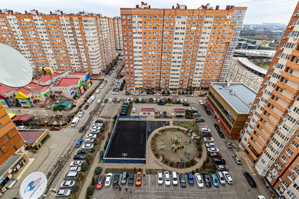 Квартира Просторная двухкомнатная квартира у парка и стадиона Краснодар — Краснодар