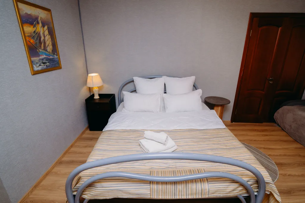 Квартира у Серебряного города