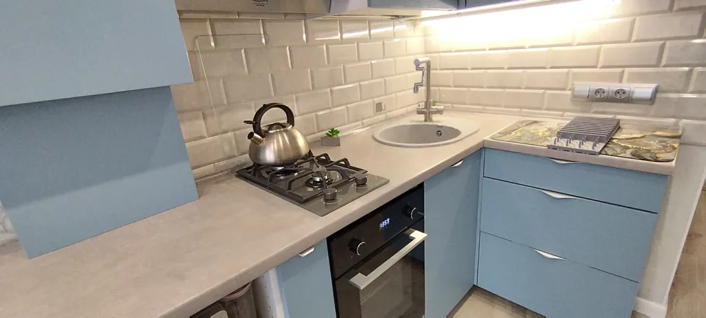 Уютная квартира с хорошим ремонтом в новом доме у моря