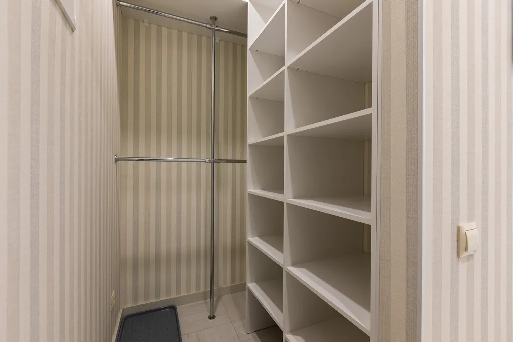 У нас уютно, ждем вас в гости, рядом центр Мулдашева