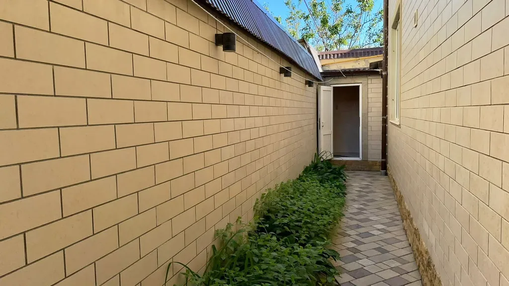 Уютный дом на берегу Каспийского моря