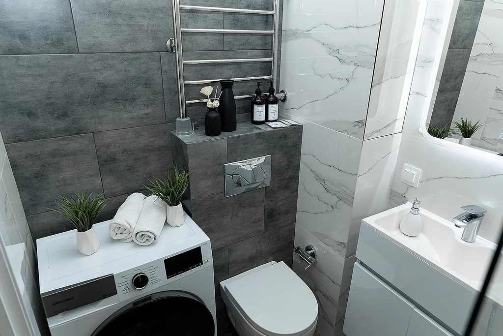 Студия в новом доме рядом с кадетским корпусом