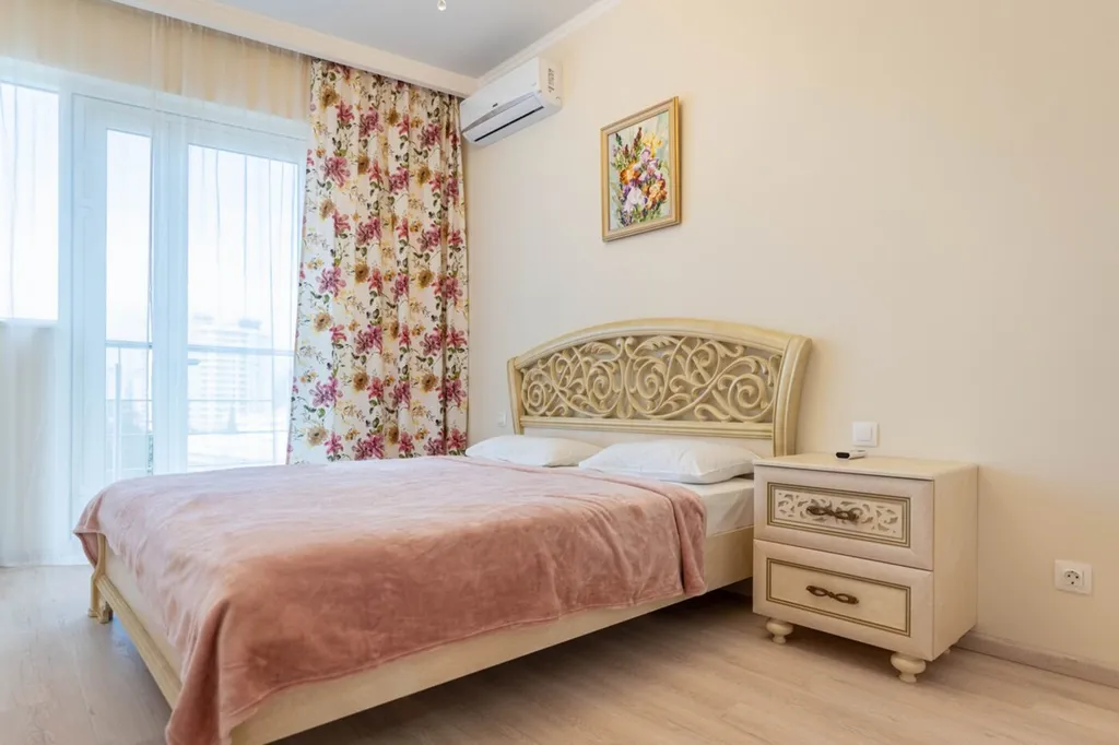 Шикарный апартамент всего в 5 минутах от моря в центре