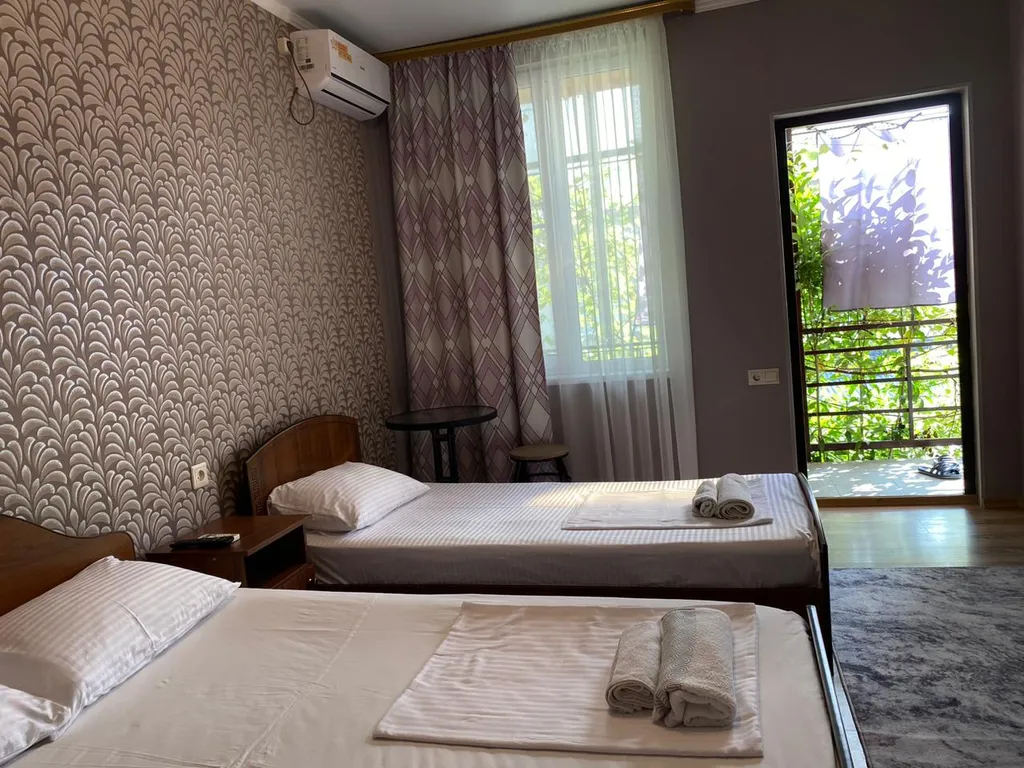 Квартира Комната — Гагра