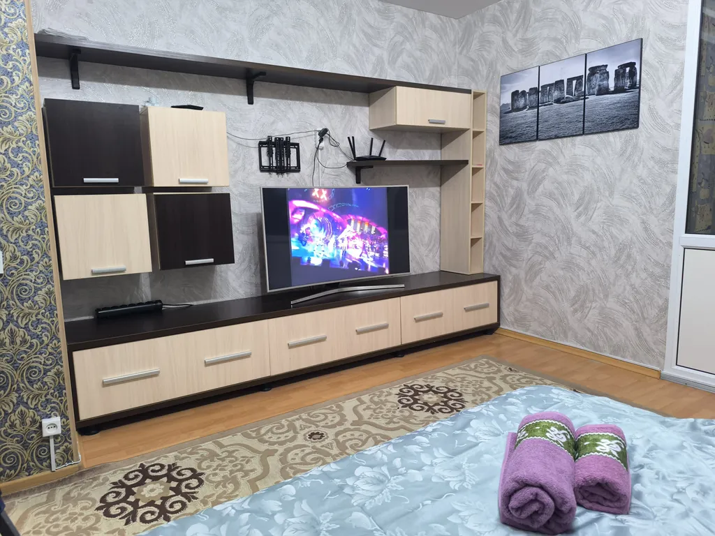 Квартира Уютные апартаменты в центре правого берега на Бараева — аренда посуточно в Астана (Нур-Султан)