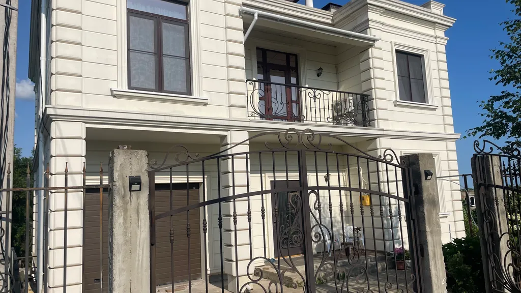 Весь 1-й этаж в частном доме в 400 м от моря, с мангалом и бассейном