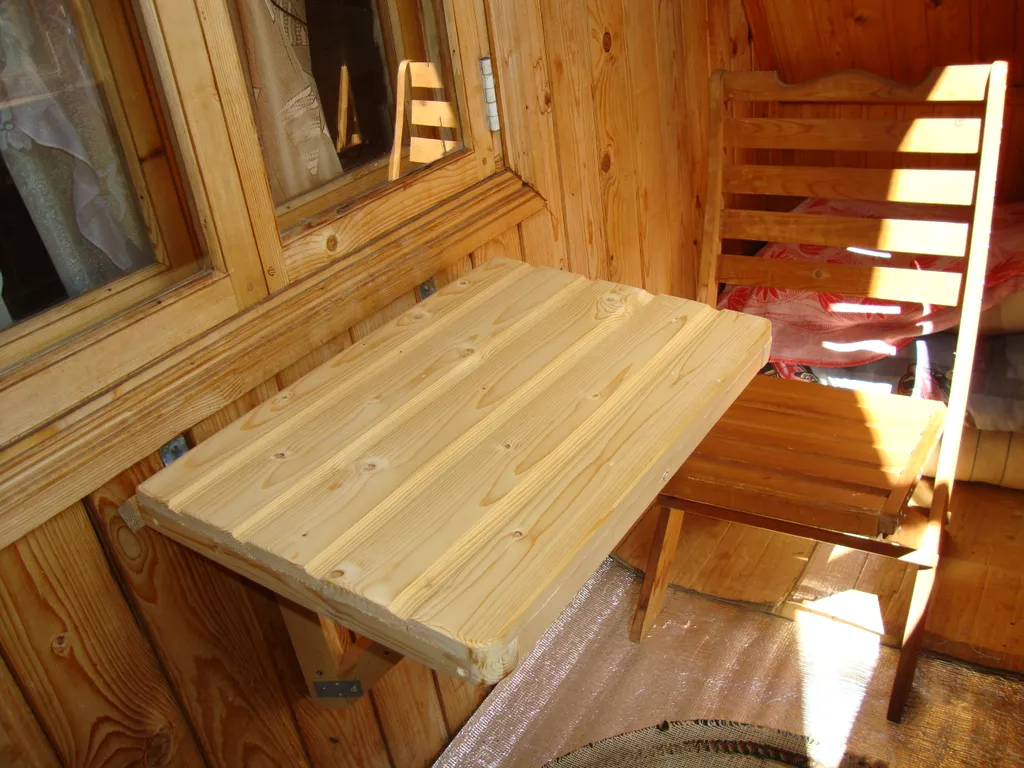 Благоустроенный домик с камином и лоджией на Селигере