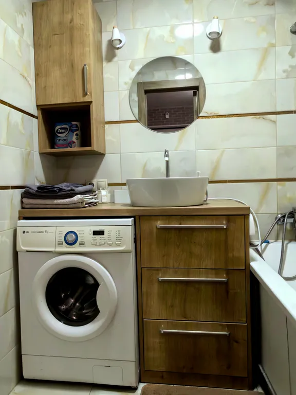 Уютная двухкомнатная квартира с дизайнерским ремонтом