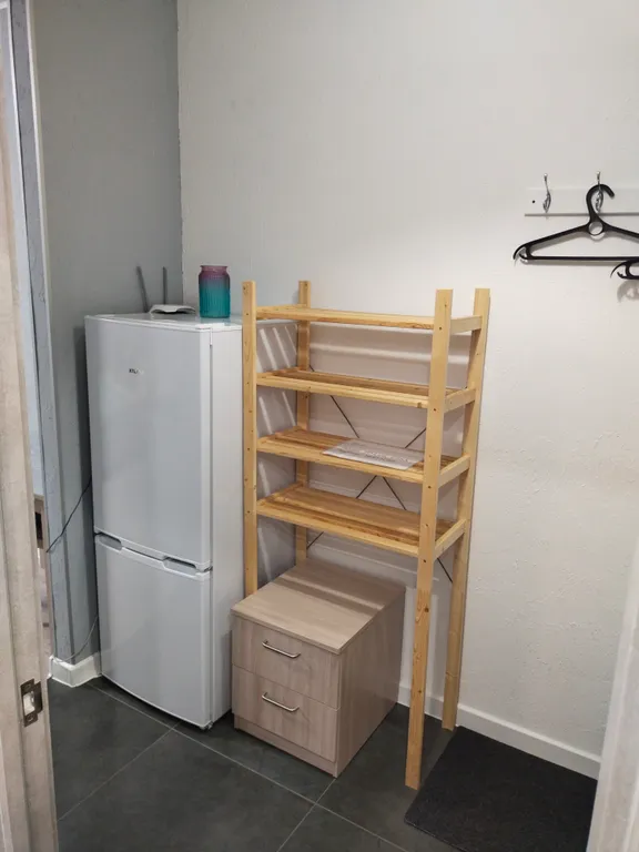 Студия с видом на поля и оранжевый закат