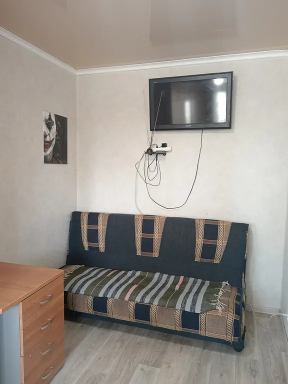 Уютная квартирка рядом с набережной спутника