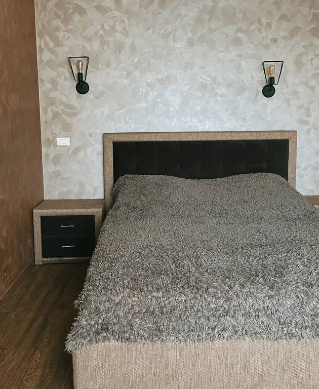 Студия с видом на лес