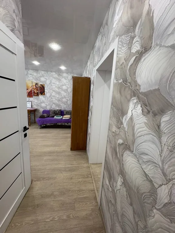 Трёхкомнатная квартира в районе центральная площади