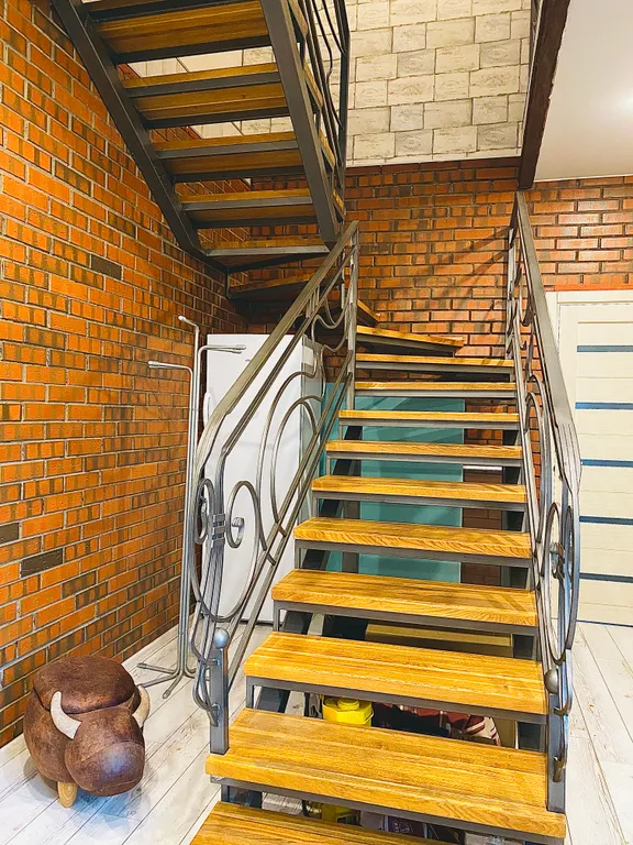 Коттедж Большой дом в лесу — Запорожское