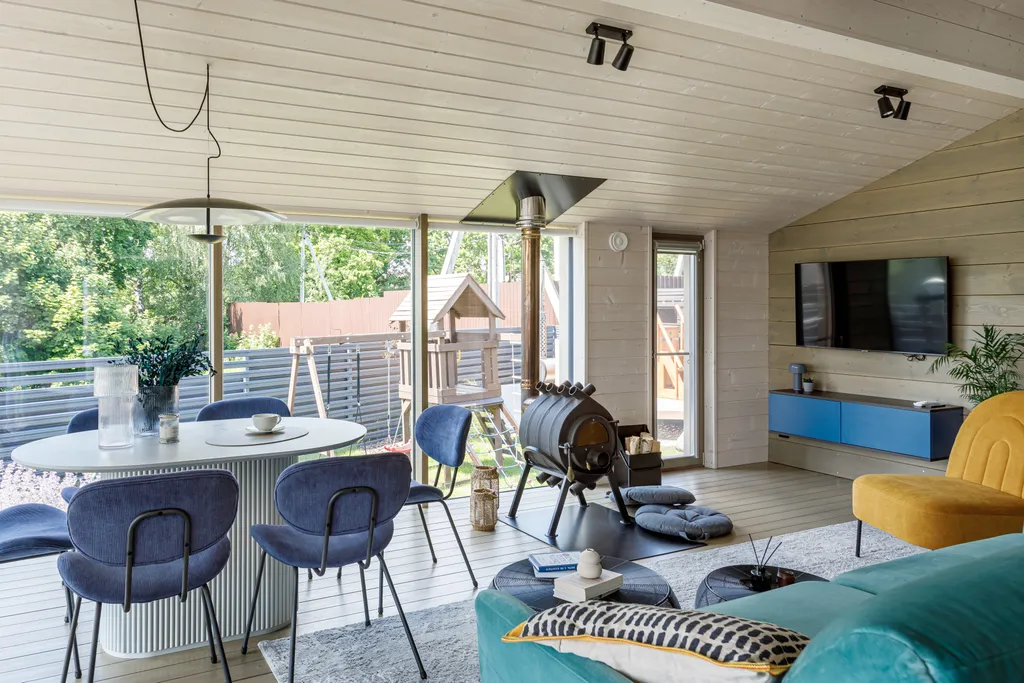 Коттедж Семейный дубльдом у пруда с баней и купелью в Новой Москве — Птичное